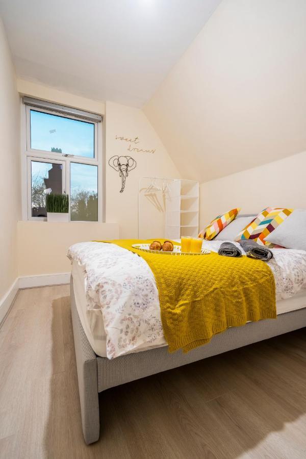 Deluxe 2-Bedroom Flat With Free Parking Μπέρμιγχαμ Εξωτερικό φωτογραφία