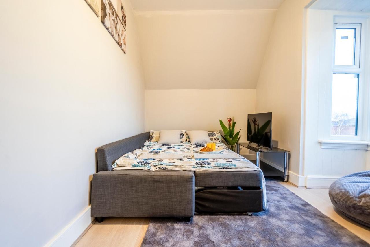 Deluxe 2-Bedroom Flat With Free Parking Μπέρμιγχαμ Εξωτερικό φωτογραφία